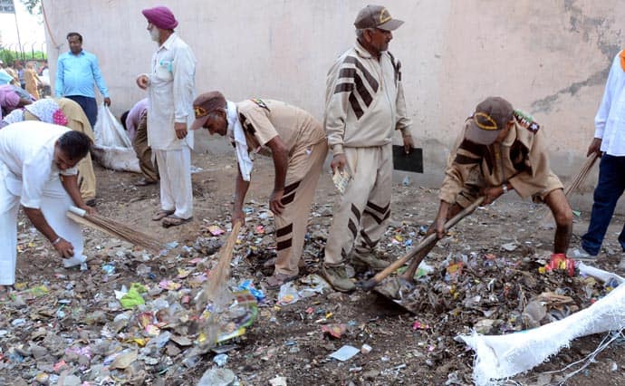 cleanliness campaign dera sacha sauda sawai madhopur