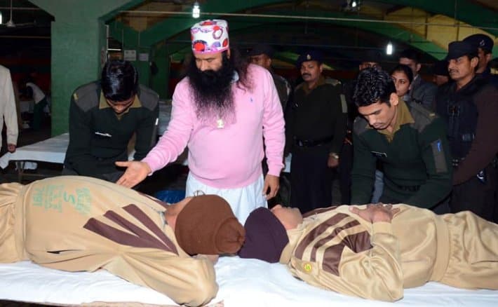 Blood Donation in Holy Presence of Revered Guru Ji