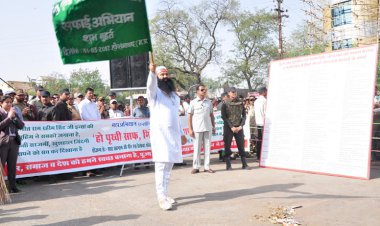 Cleanliness Earth Campaign at Hoshangabad,M.P. On March 31, 2012